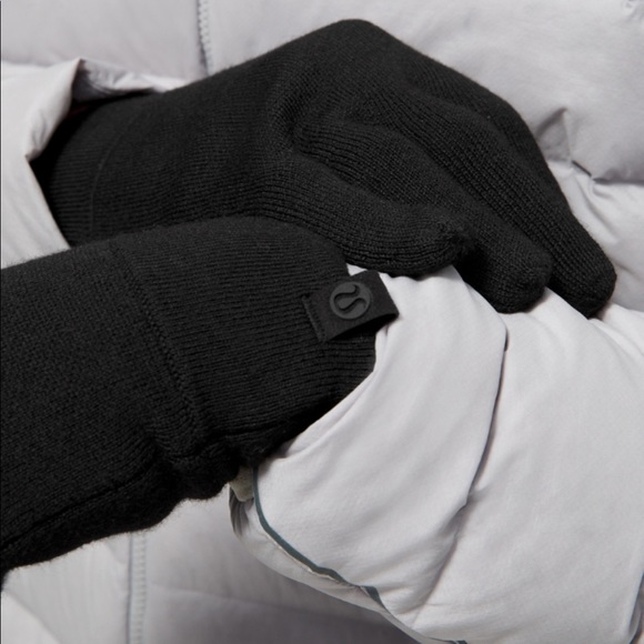 NWT Authentic ~ Lululemon Alpine Air Glove - Picture 2 of 5